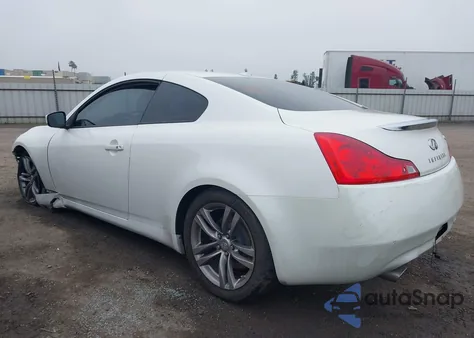 2008 Infiniti G37 Journey из США, поврежденный, VIN JNKCV64E78M121375